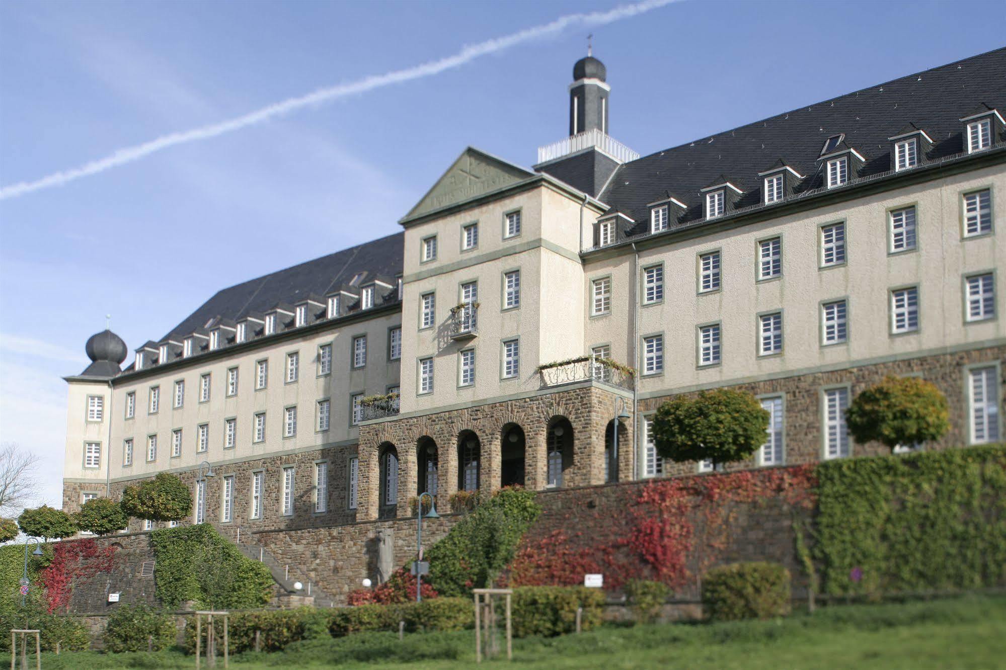 Kardinal Schulte Haus Hotel Bergisch Gladbach Exterior foto